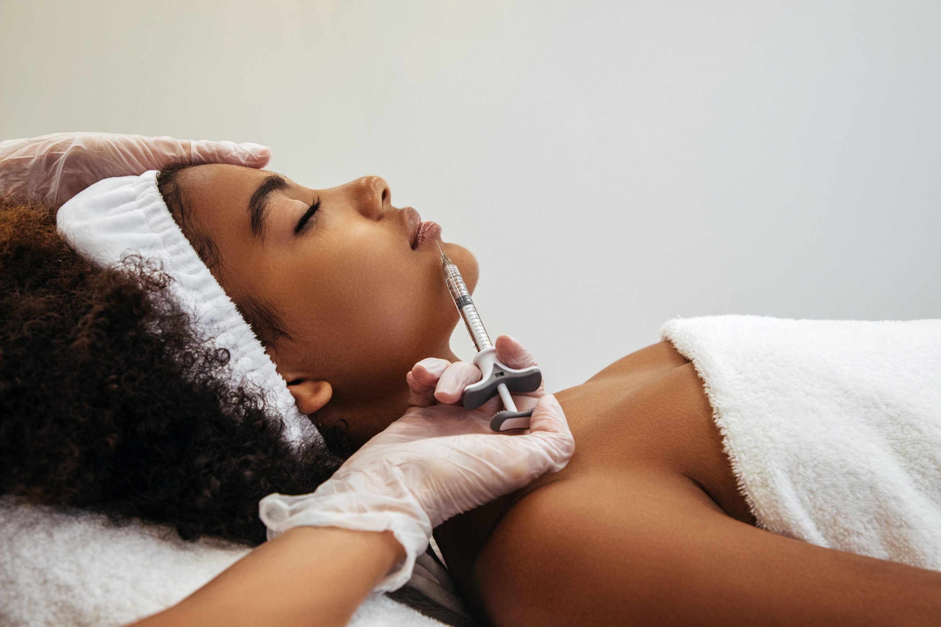 The procedure of aesthetic medicine